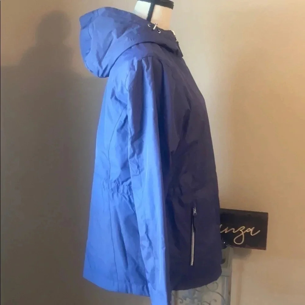 💦2 jackets in one! Gorgeous & practical jacket 💦 - Picture 4 of 9